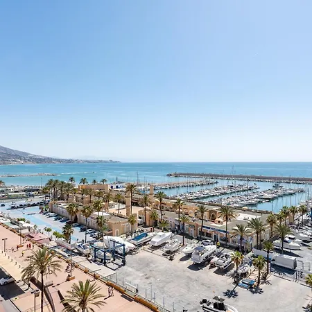 Апартаменты Stunning Marina View