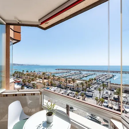 Stunning Marina View *