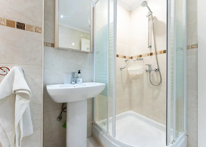 Stunning Marina View Апартаменты