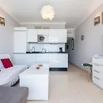 Stunning Marina View Appartement Fuengirola