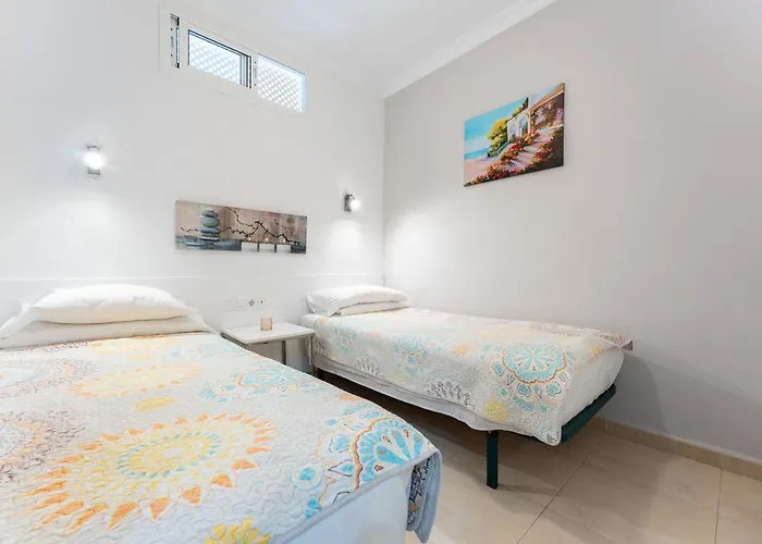 Stunning Marina View Appartement Fuengirola