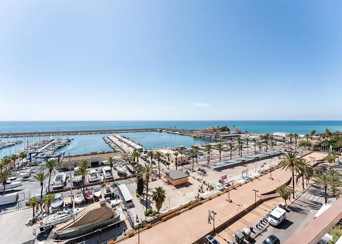 Stunning Marina View Fuengirola
