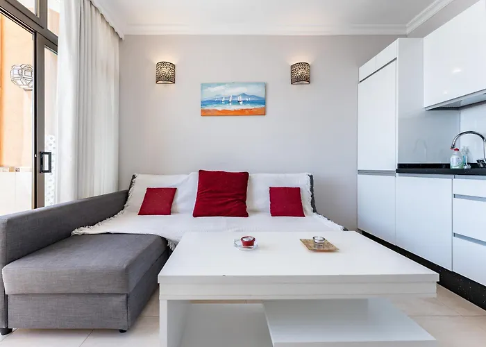 アパート Stunning Marina View フエンヒロラ