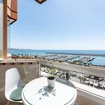 Stunning Marina View *